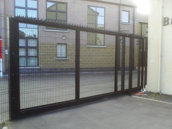Beta%20View%20slide%20gate.JPG